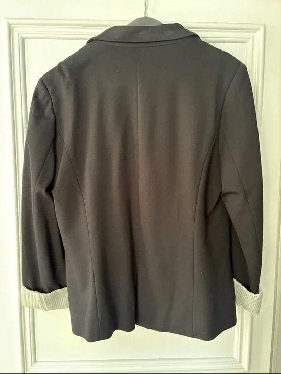 Philosophy Black Single-Button Blazer with Striped Lining - Picture 2 of 6